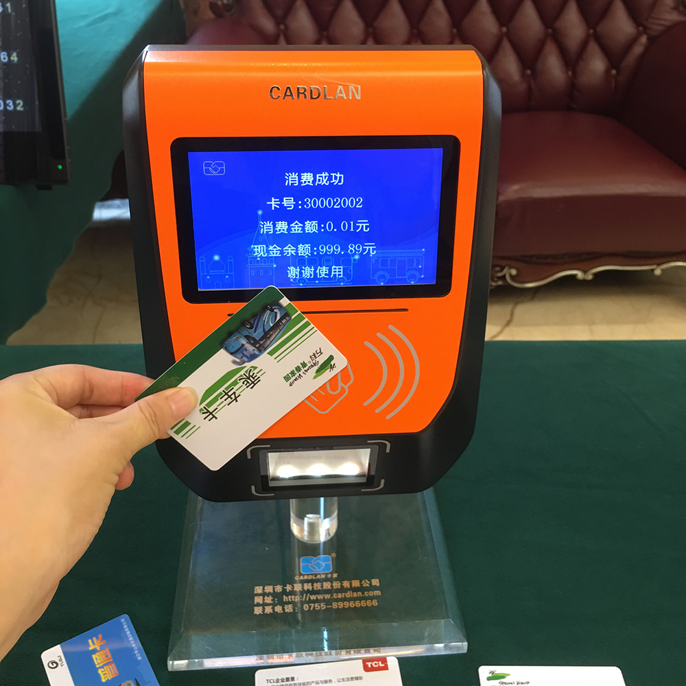 CL-A0618 водонепроницаемый 5,1 дюймовый ЖК-экран Android Bus RFID валидатор с считывателем QR-кода