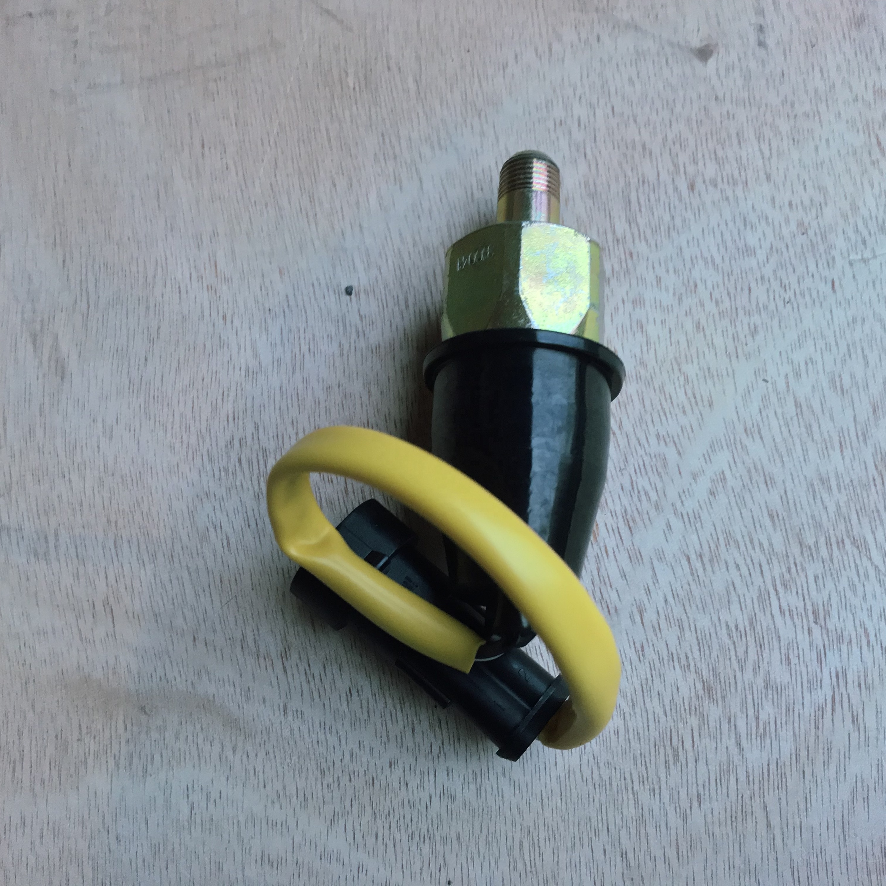 Original 4130001709 Pressure Switch 4130001300 4130001412 For LG936 LG938 wheel loader spare parts