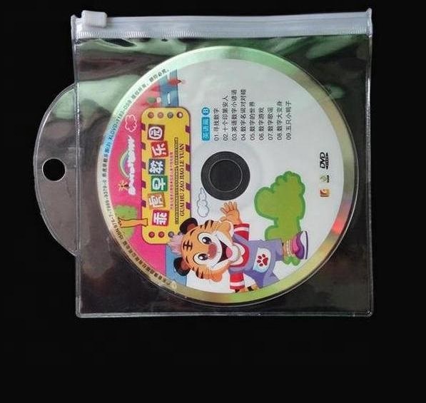 Сделанный на заказ прозрачный пластиковый пакет для CD с отверстием крюком