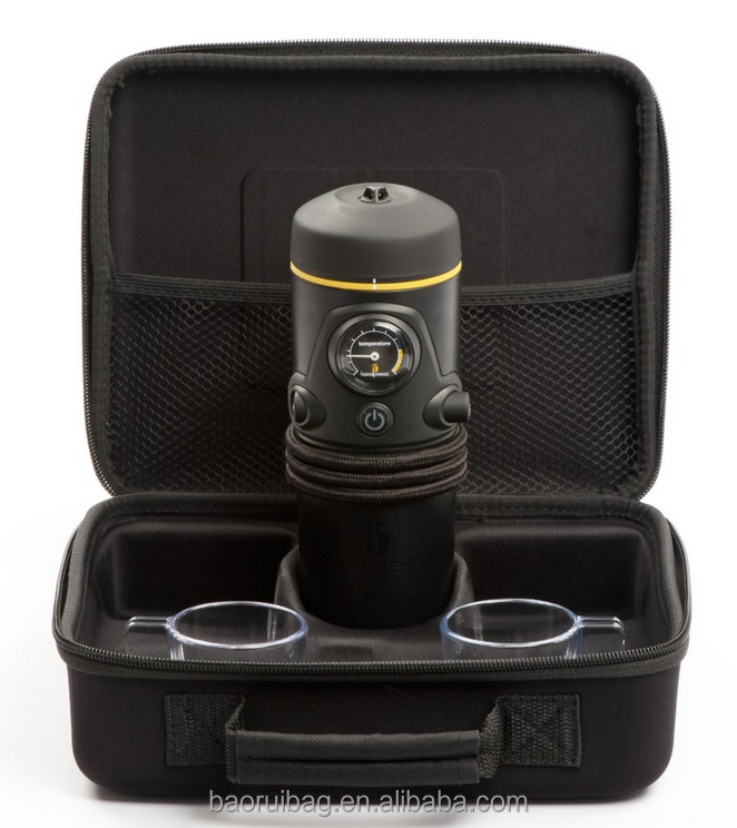Чехол-книжка Handpresso Outdoor выполнен из термоформованного EVA