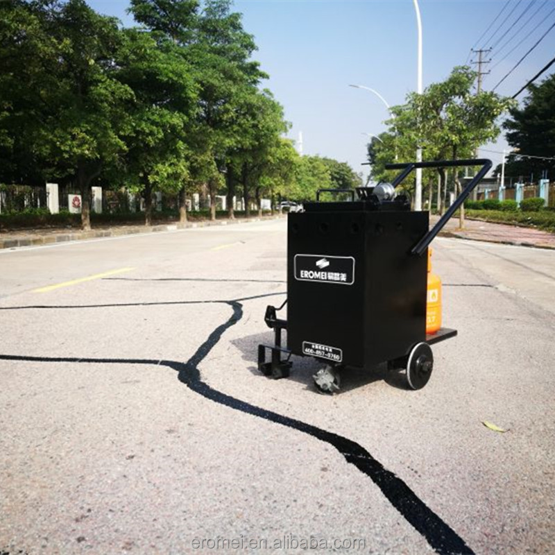 Promotional bitumen road joint patching machinery of China National Standard