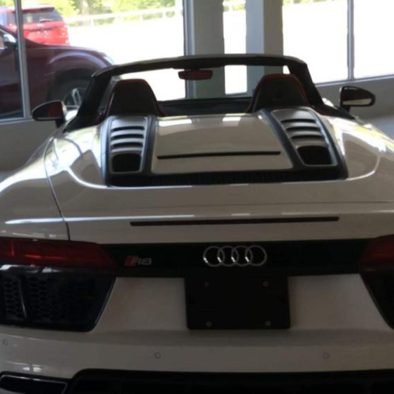 Дешевые подержанные автомобили AUDI R8 SPYDER 2018/подержанные автомобили AUDI R8 SPYDER 2018