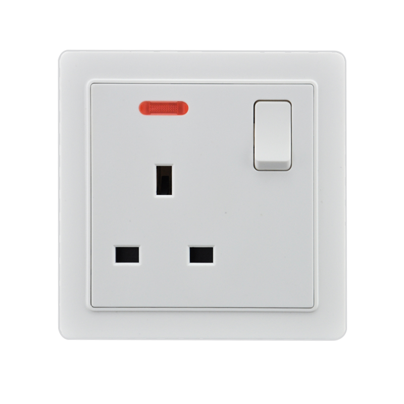 Home use PC charging 250V 3 Pin Plug 13A switch socket
