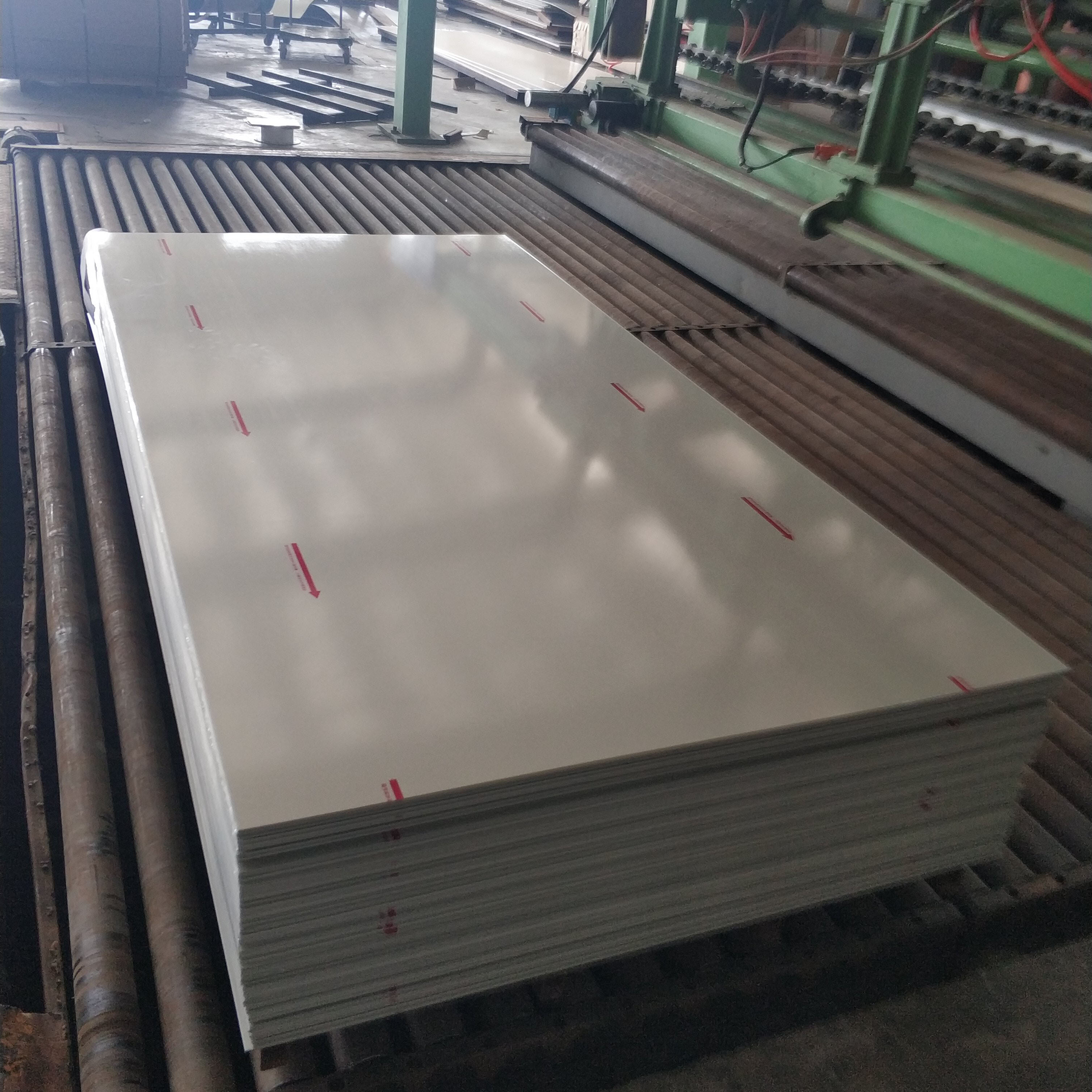 Сплав 3003 5052 kynar 500 PVDF окрашенная алюминиевая панель и алюминиевая пластина для фасадных стен