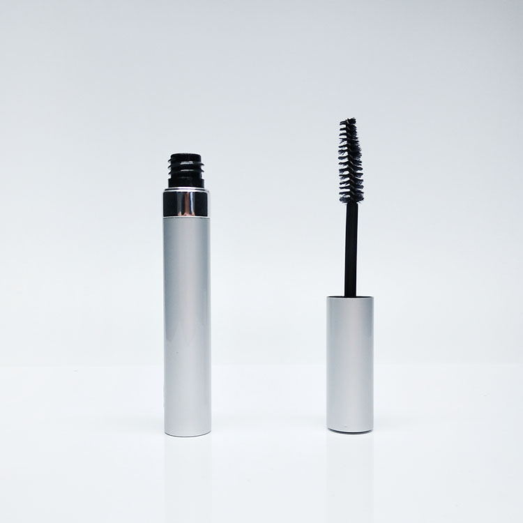 MIGPACK eyelash tube mascara in packaging glass