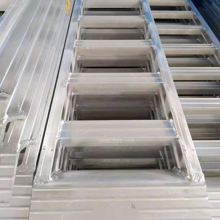 Колесные машины погрузка ramps