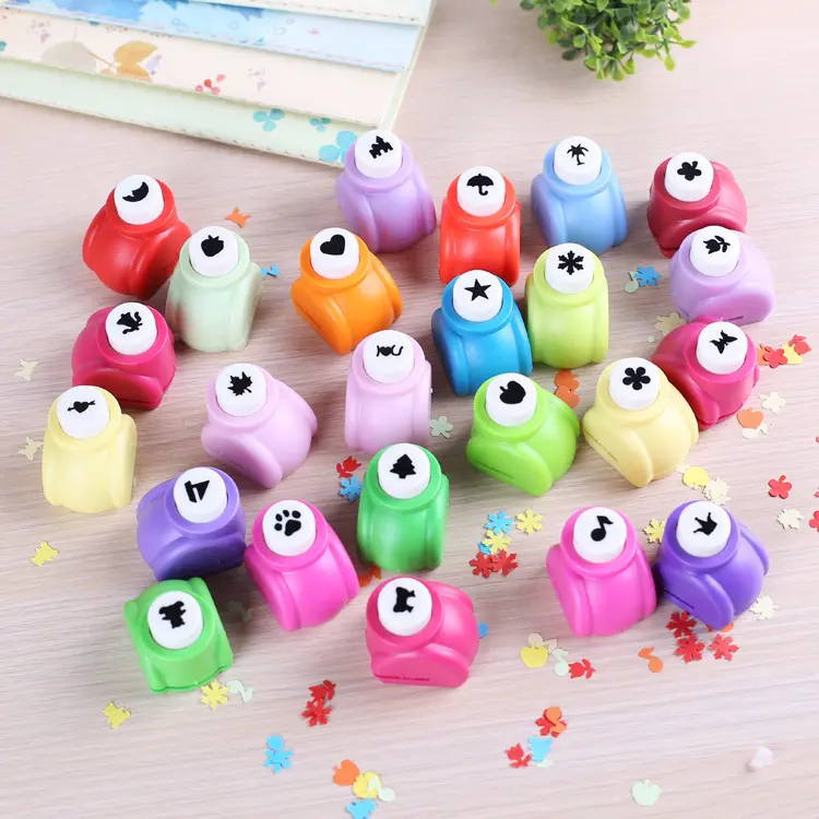 Hot-sale craft plastic hole punch for children, DIY custom design paper punch with DIY shape