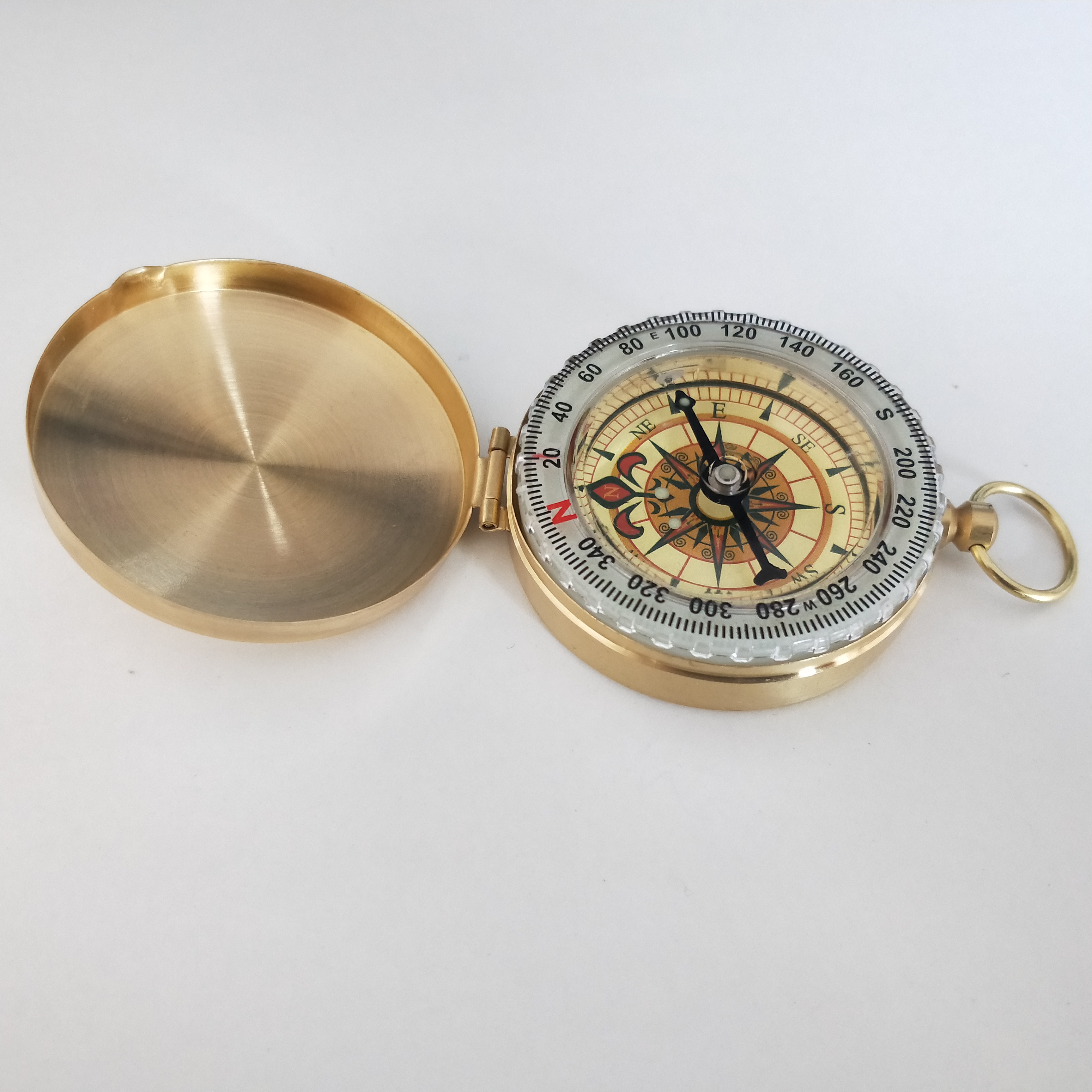 Distribution pocket watch Vintage Flip Compass