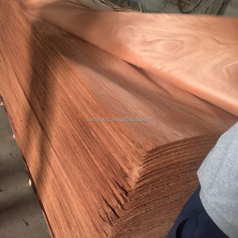Натуральный шпон Сапеле 4 'x 8', 4 'x 7', 4 'x 6',3 'x 7',3 'x 6' x 0,3 мм