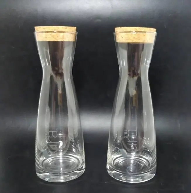 Wholesale custom cheap 500ml clear wine glass water bedside carafe with cork lid