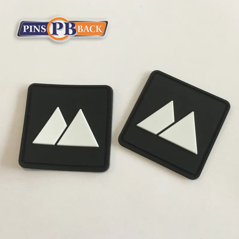 Индивидуальный логотип на заказ мягкая одежда из ПВХ Резиновый значок 3d резиновая Заплата вышивки Китай производитель ПВХ нашивки на одежду