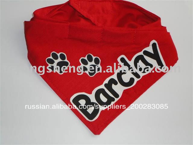 красный bandana собаки