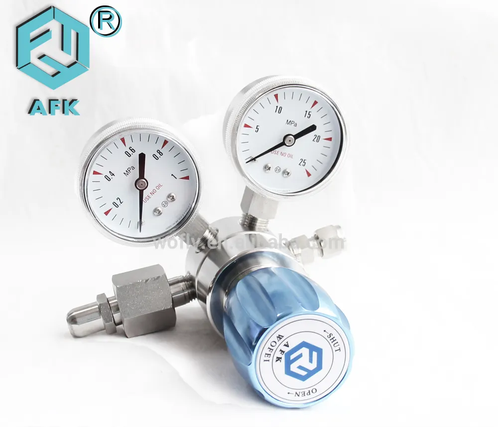 Oxygen regulator ,gas pressure gauge, manometer oxygen