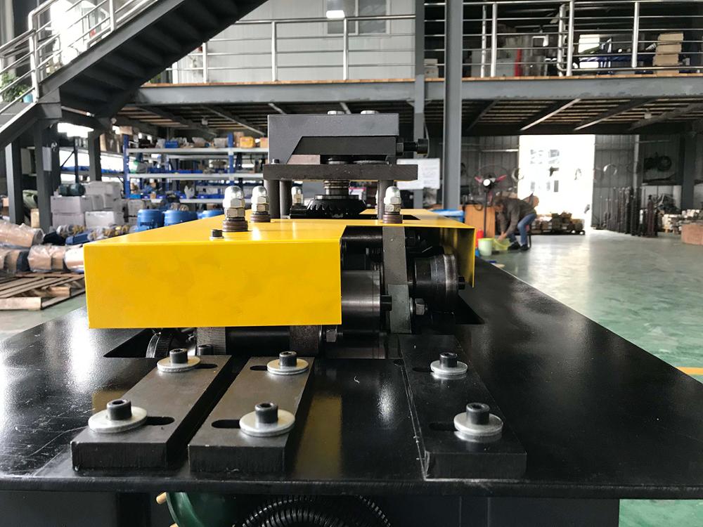 Вентиляция труб YSDCNC площади SA-12C HAVC лист металла lockformer формируя машину