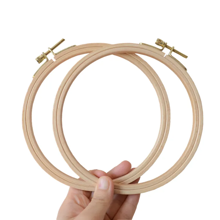 New products high quantity bamboo embroidery hoop with round frame for promotional gifts made in china