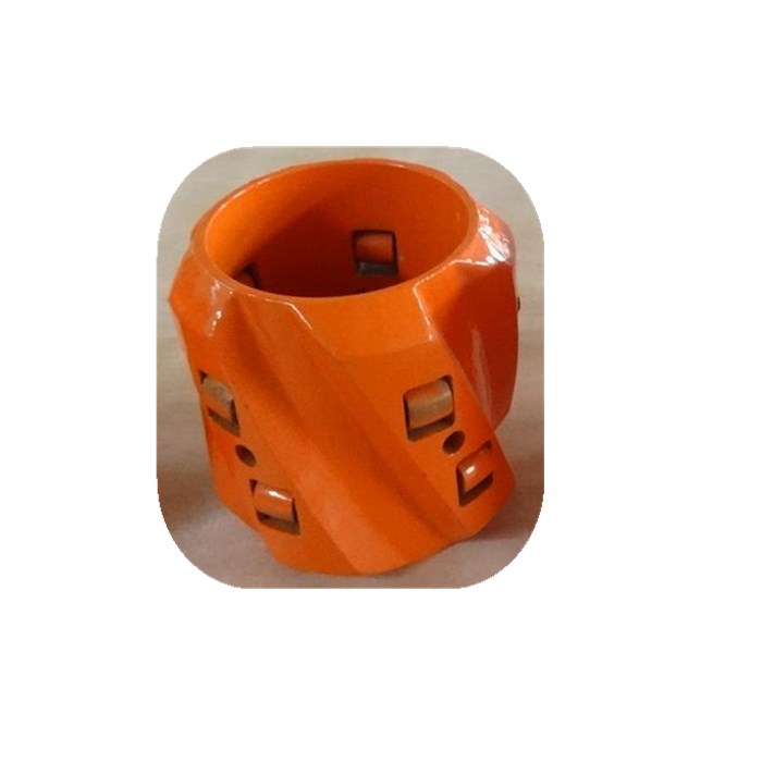 Casing centralizer roller type