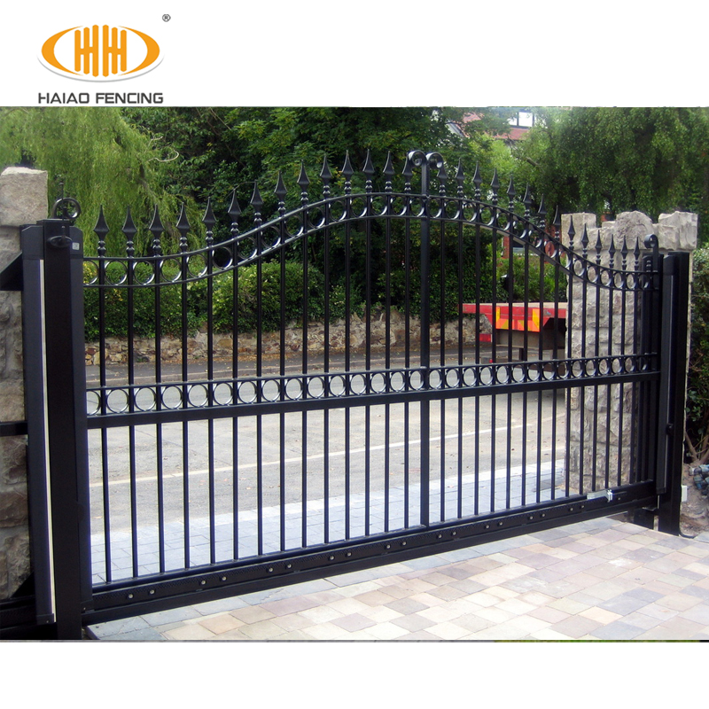Best-selling beautiful decorative iron pipe home entrance gates