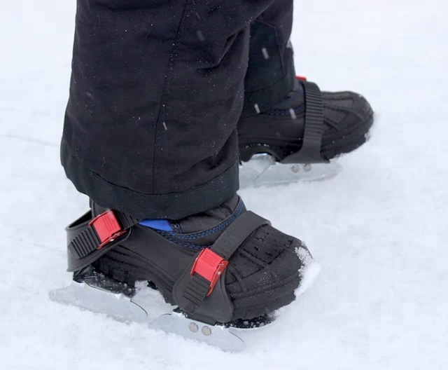 Adjustable double runner ice skate shoe