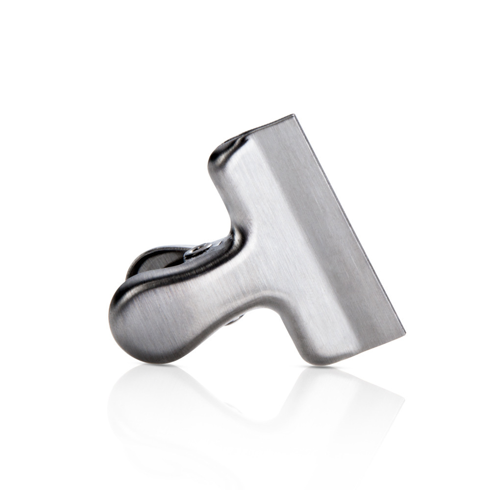Hot Selling High Quality Spring Metal Clip Stationary Accessories Advertising Paper Clips for Home Use Sealing Kitchen Items