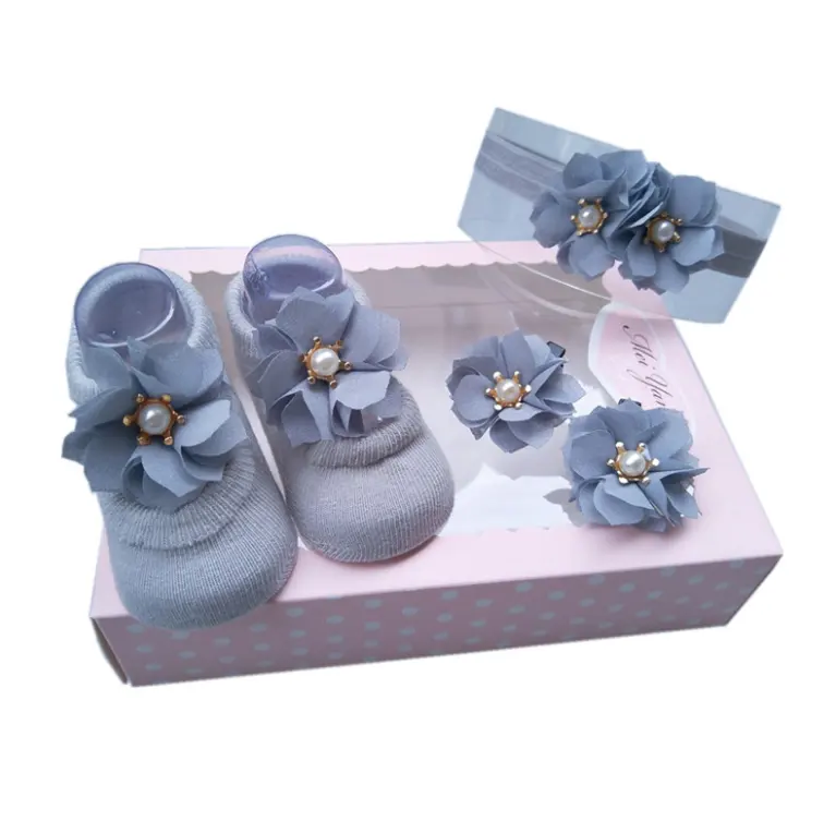 Hot Selling In Stock Newborn Gifts Box Pack Lace Bow Flower Headband Hairpin Set Anti Slip Cotton Baby Socks