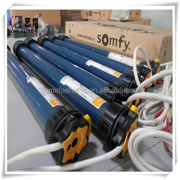 Электрическая трубчатая моторная шторка Somfy