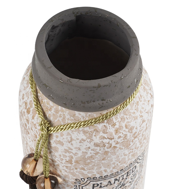 Wholesale Chinese hand painted OEM customized matte ceramic nordic vase for home decor