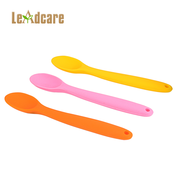 Food Grade Silicone Baby Feeding Spoon,Reusable Easy To Clean silicone Baby Training Spoon