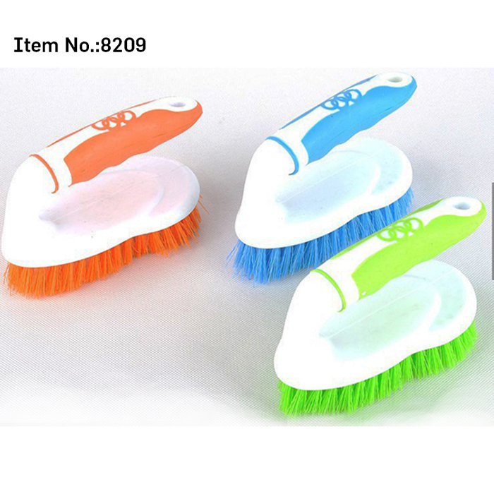 HQ8209 iron shaped plastic heavy duty scrub brush