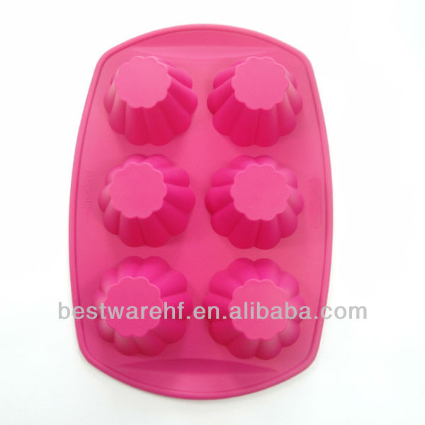 AVON SILICONE 6 INDIVIDUAL GINGERBREAD MEN BAKING MOLD CAKE BAKEWARE SETS