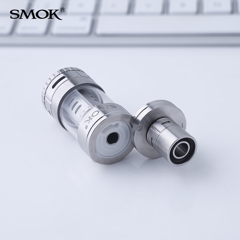 Новейший дизайн tripple , quad coil head SMOK TFV4 Tank с более чем 10 различными типами заменяемых ядер наилучшего качества