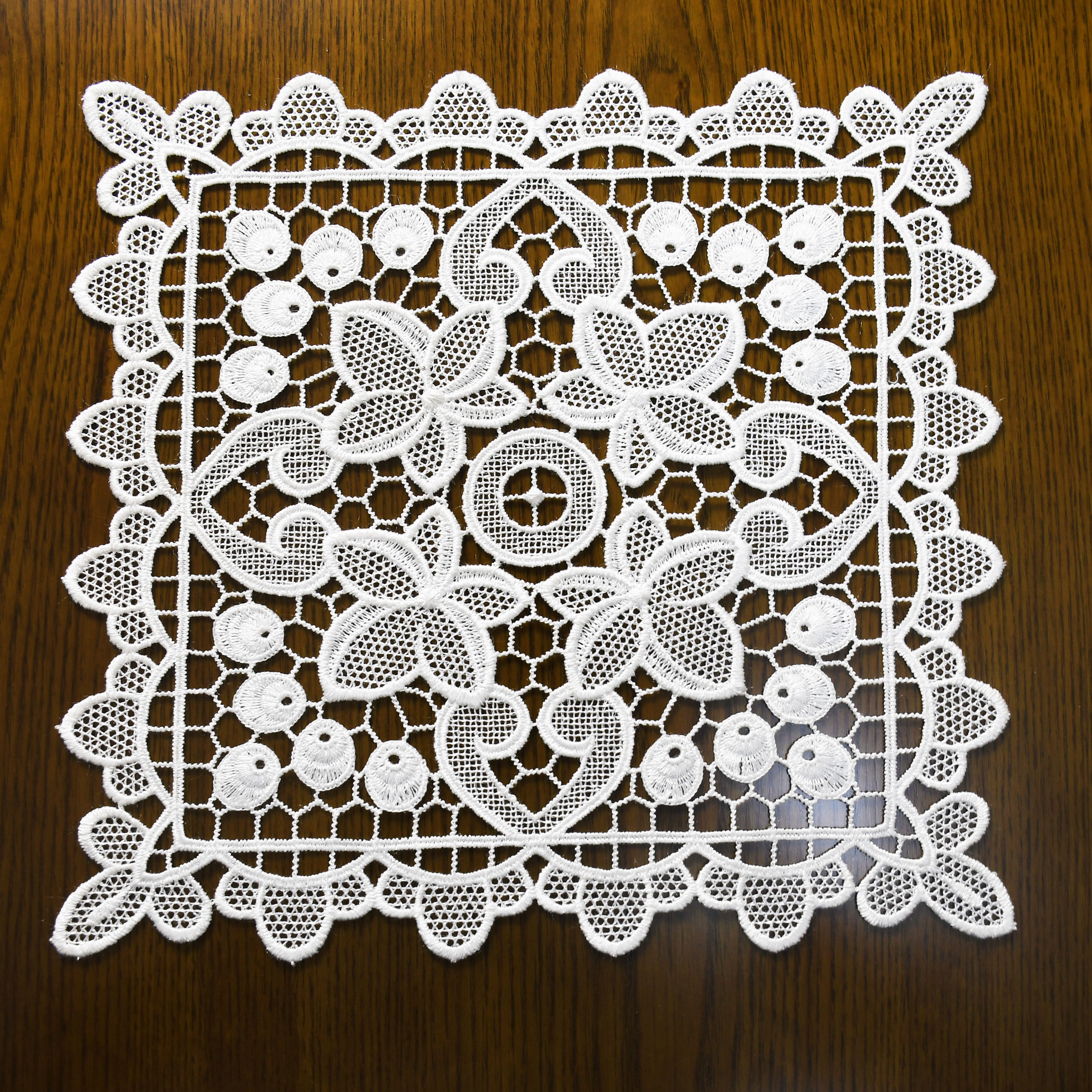 Wholesale 2020 hot sale embroidery tray mats table runner