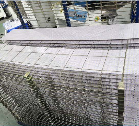 Светодиодная трубка smd led алюминиевая печатная плата с 2835 светодиодами