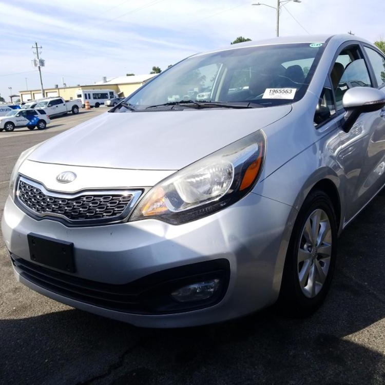 Дешевые подержанные автомобили KIA RIO 2013/подержанные автомобили KIA RIO EX 20133