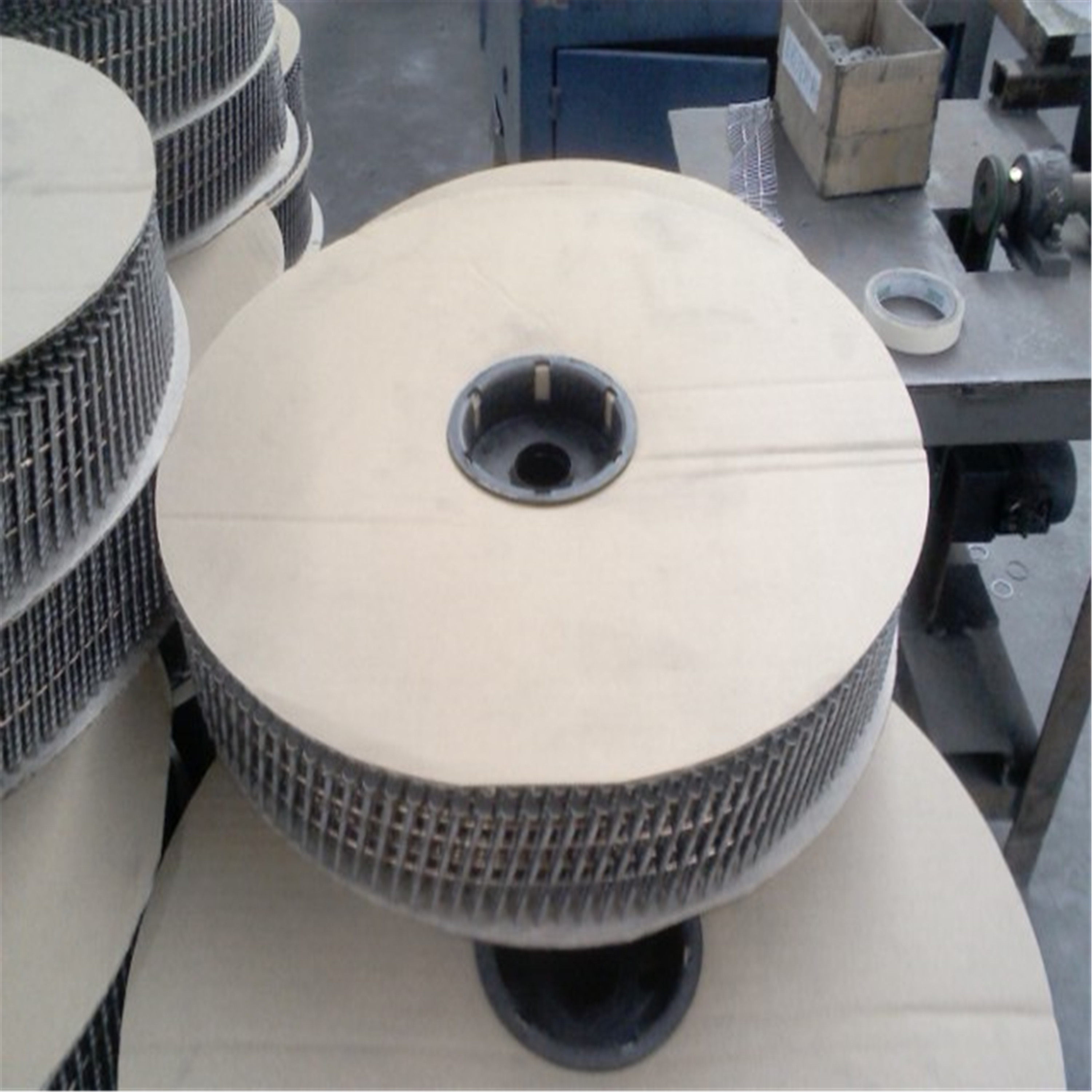 Hi load jumbo coil nails для автоматической машины для поддонов 2-1/4 ''X0. 099'' (2,5x57 мм)