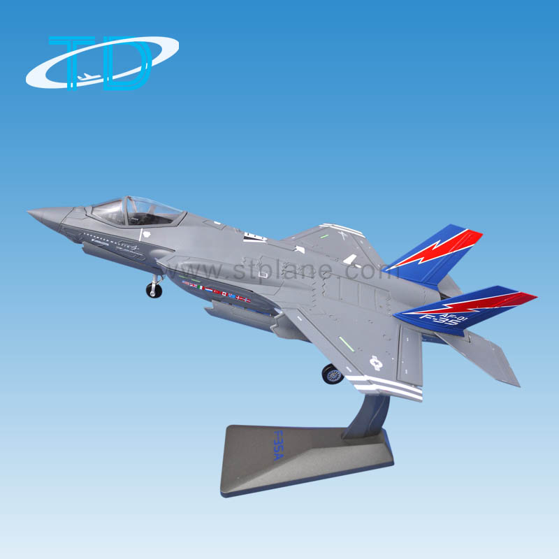 F-35 1/50 31 см модель самолета