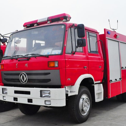 DONGFENG 4*2-210HP пожарная машина 8CBM