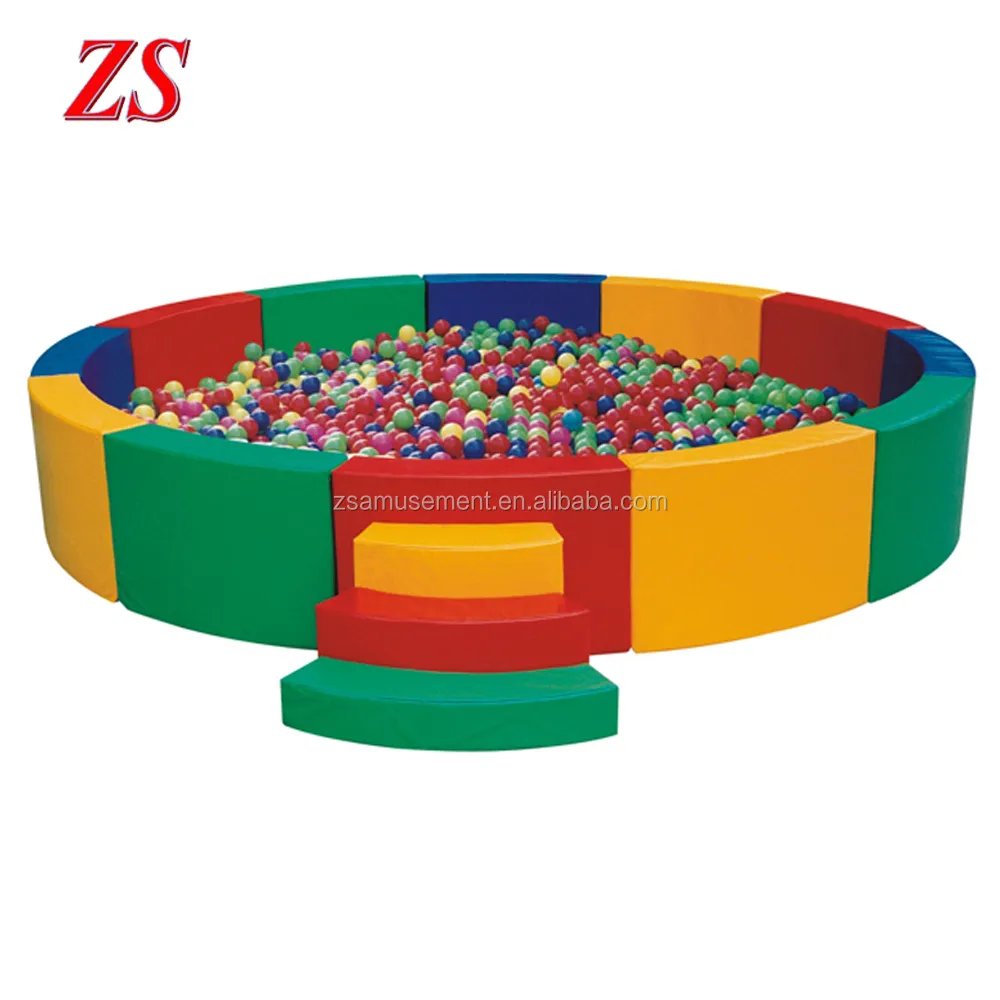 Indoor soft play equipment for children ball pit