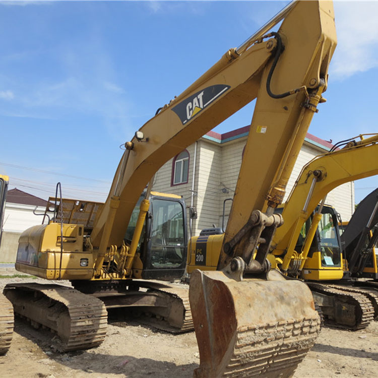 Подержанный гусеничный экскаватор CAT 320C для продажи
