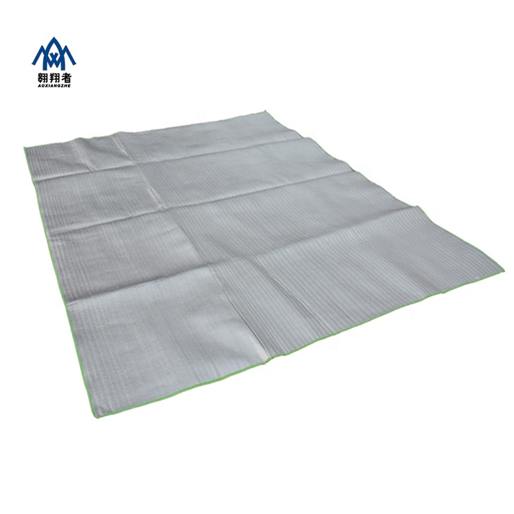 Cheap bulk waterproof sand free beach double sided aluminum film washable pocket camping picnic blanket mat for aldi