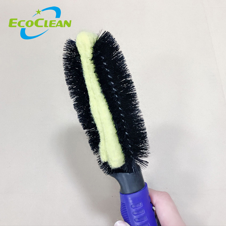 Щетка для чистки автомобильного колеса EcoClean с щеткой для очистки от пыли