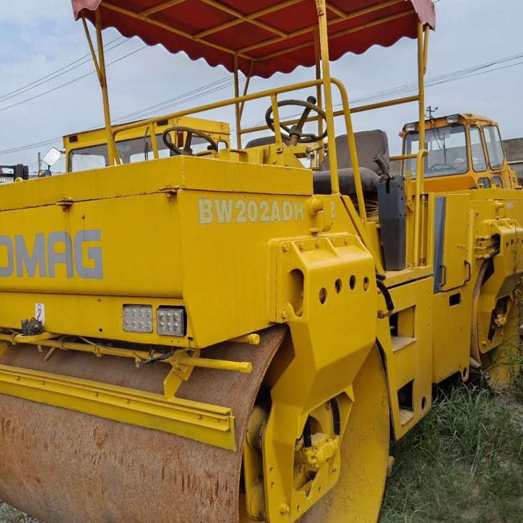 Used road roller BOMAG BW202 /secondhand BOMAG BW 202 AD road Rollers