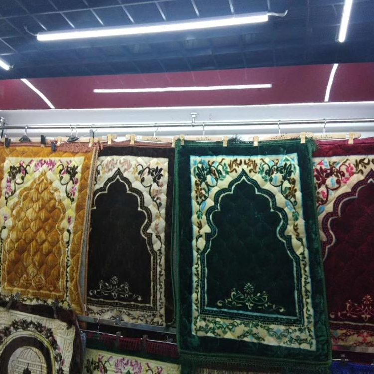 Молитвенный коврик HappyTextile из изысканной хлопчатобумажной пряжи с сертификатом ISO, прочный мусульманский молитвенный коврик, изысканный мусульманский молитвенный коврик