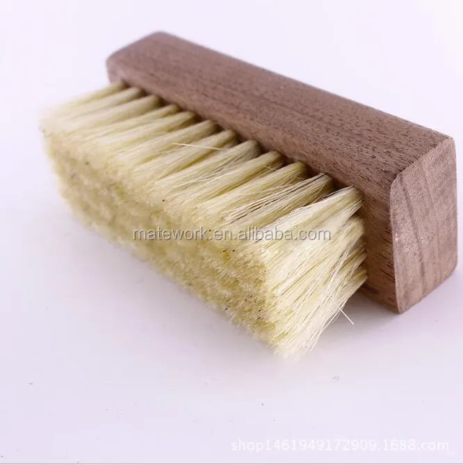 Cleaning natural soft pig hair golf walnut wooden shoe brush