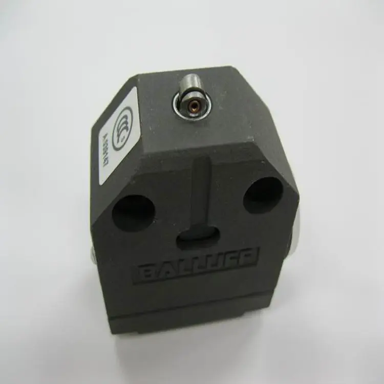Enclosed Multi-Plunger Limit Switch BNS 819-100-R-11