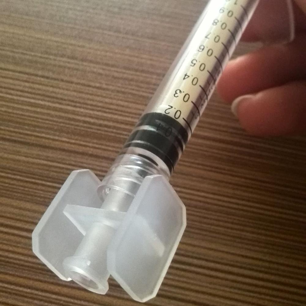 HOT Sale! Plastic Connector for Luer Lock Syringe for Medical Consumables