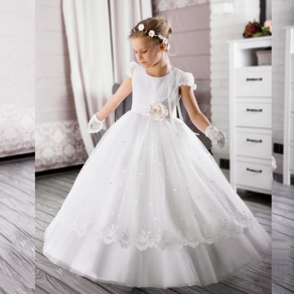 Elegant Ivory cap Sleeve round Neckline Holy First Communion Flower Girls Dresses Appliques Tulle Girls Pageant Dresses