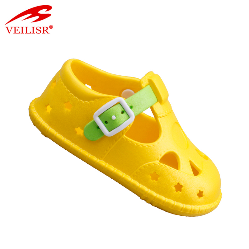 Factory wholesale buckle design kids beach sandals EVA baby garden clogs