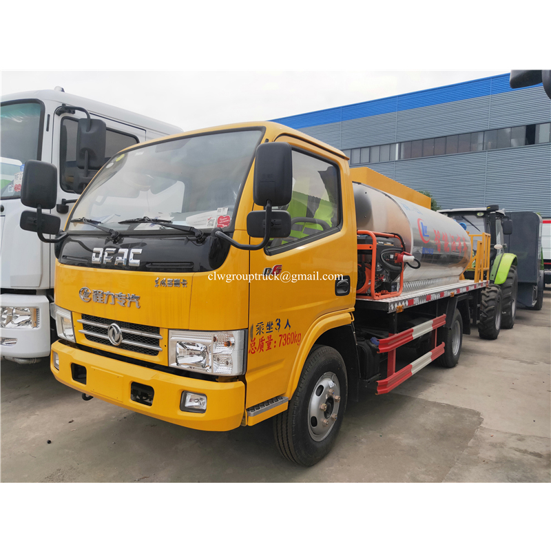 Асфальтоукладчик Dongfeng DFAC 6 T для продажи