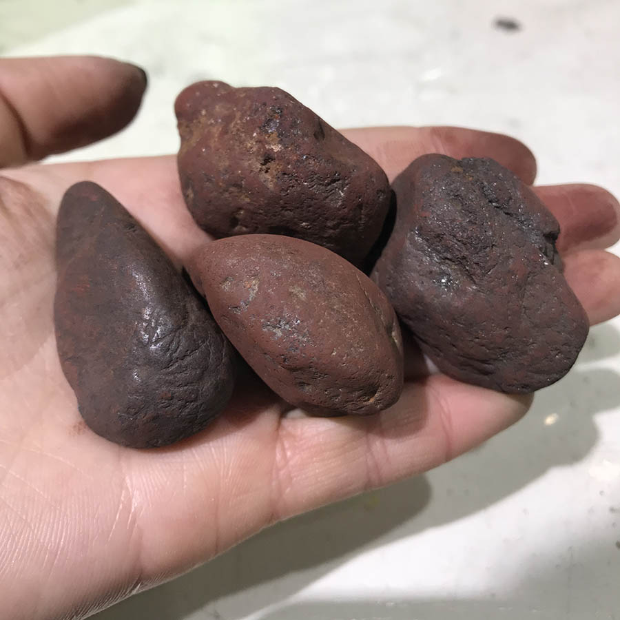 Natural Hematite Rough Stone Red Minerel Specimen 3-5cm Sell by Kilo