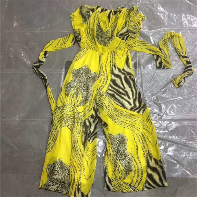 First class wholesale used clothing and used clothes in bales from usa